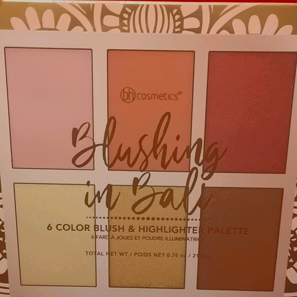 Brand new b&h Blushing in Bali Palette